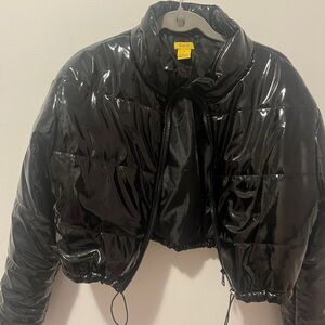 Daisy Glossy Black Outerwear